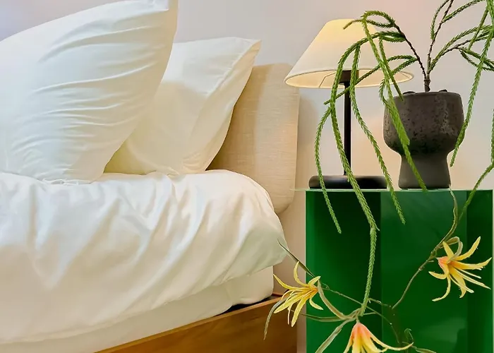Jongro, Naksan Park, Bukchon Hanok Village, Gyeongbokgung Palace,명동10분 Apartment